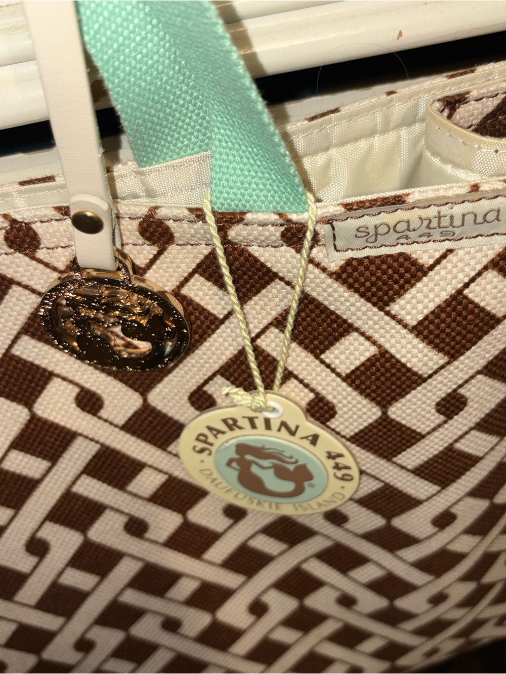 Spartina 449 Brown & White Woven-Pattern Madison market tote - Picture 2 of 4